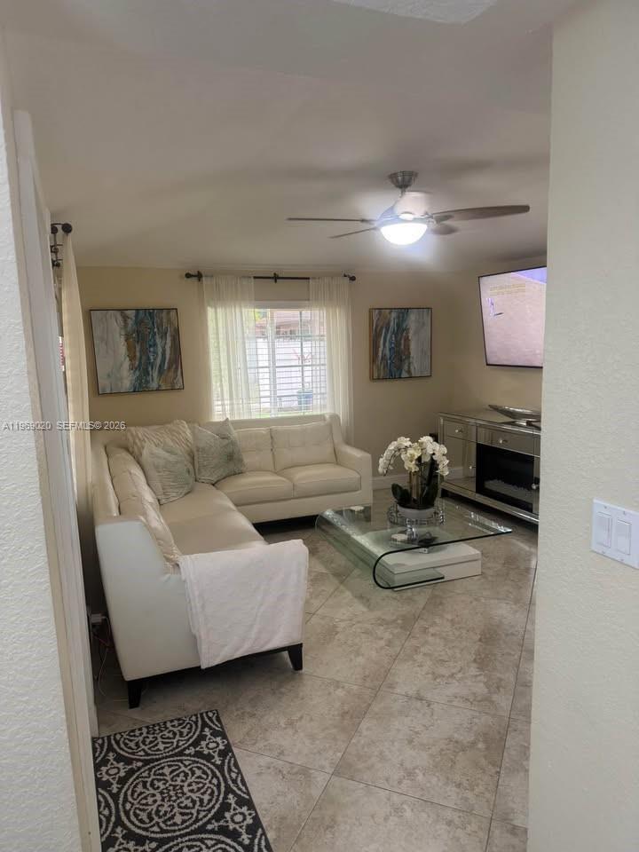 LAKE ECHO - Residential