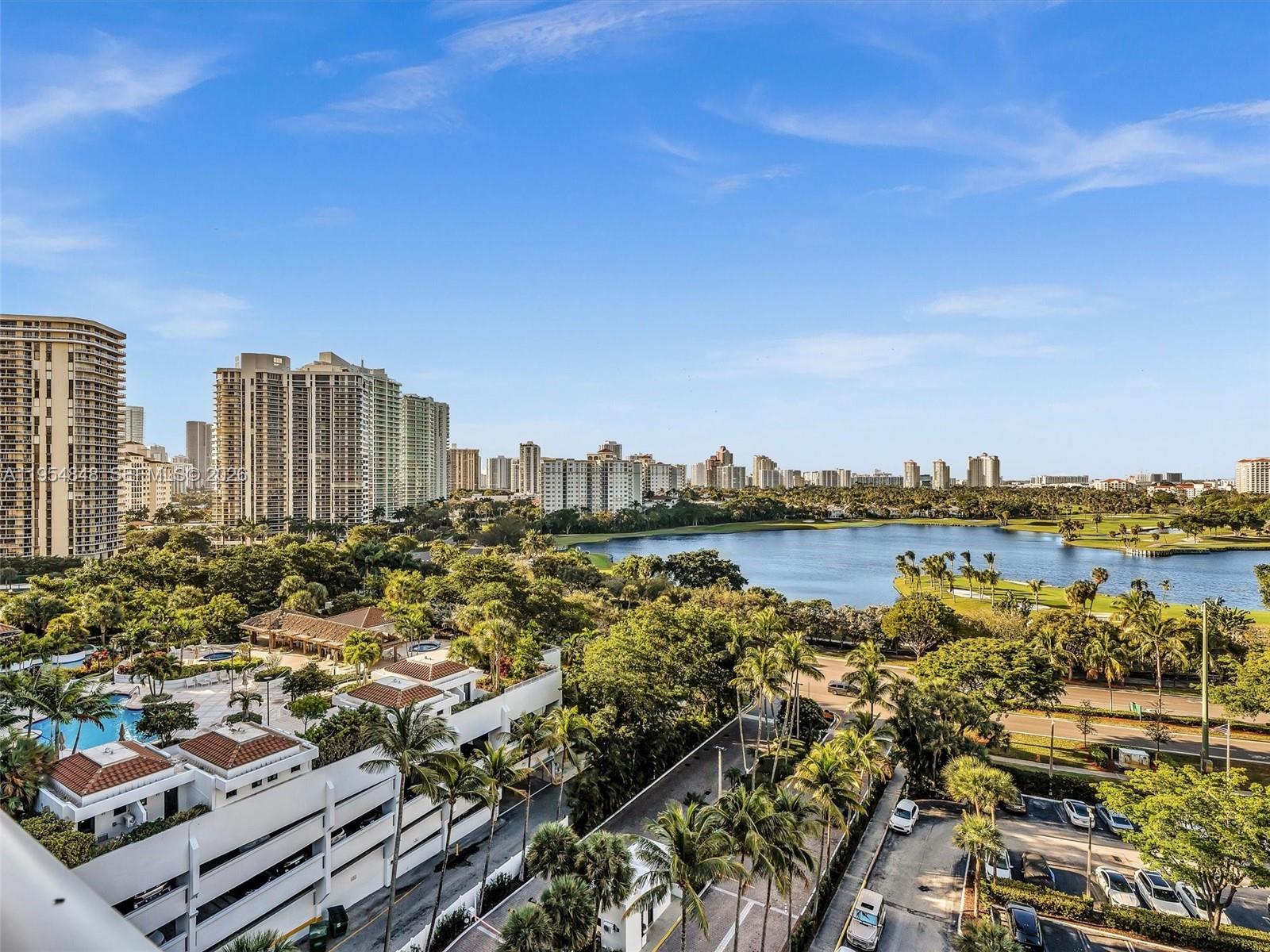 FLAMENCO CONDO TOWER I - Residential