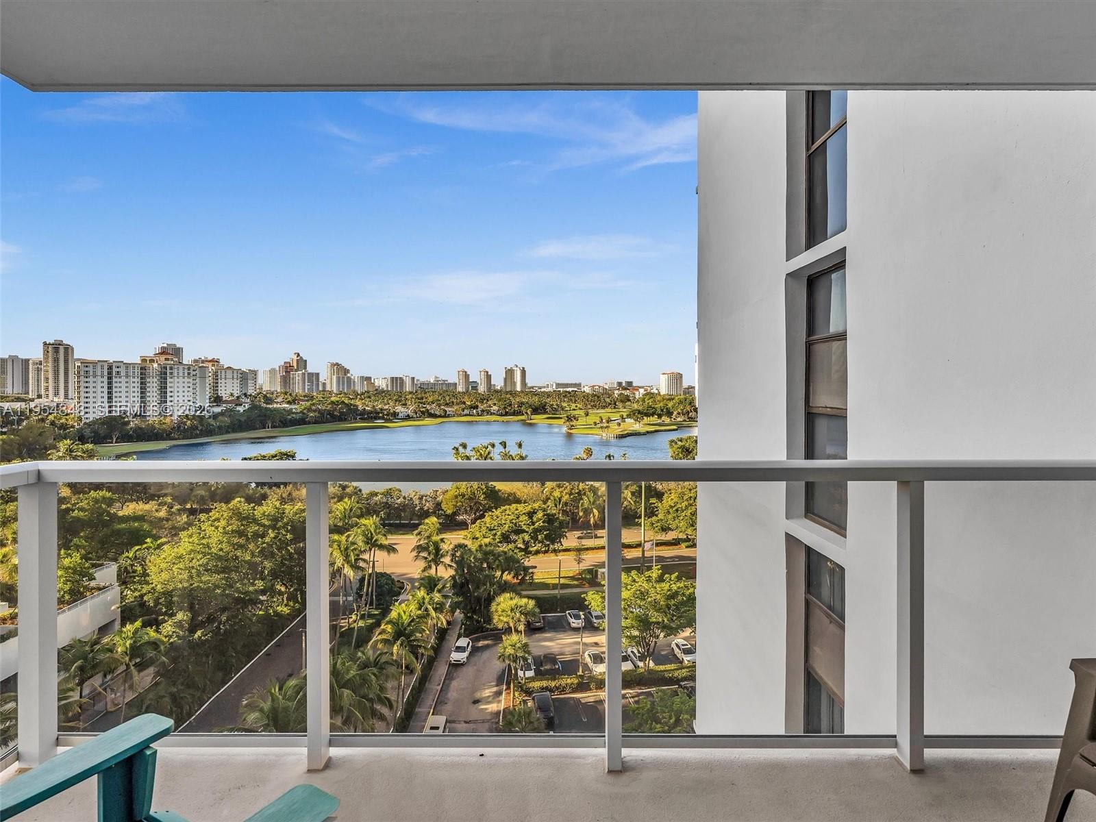 FLAMENCO CONDO TOWER I - Residential