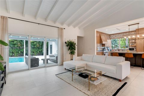 Tiny photo for 426 Hardee Rd, Coral Gables, FL 33146 (MLS # A11989631)