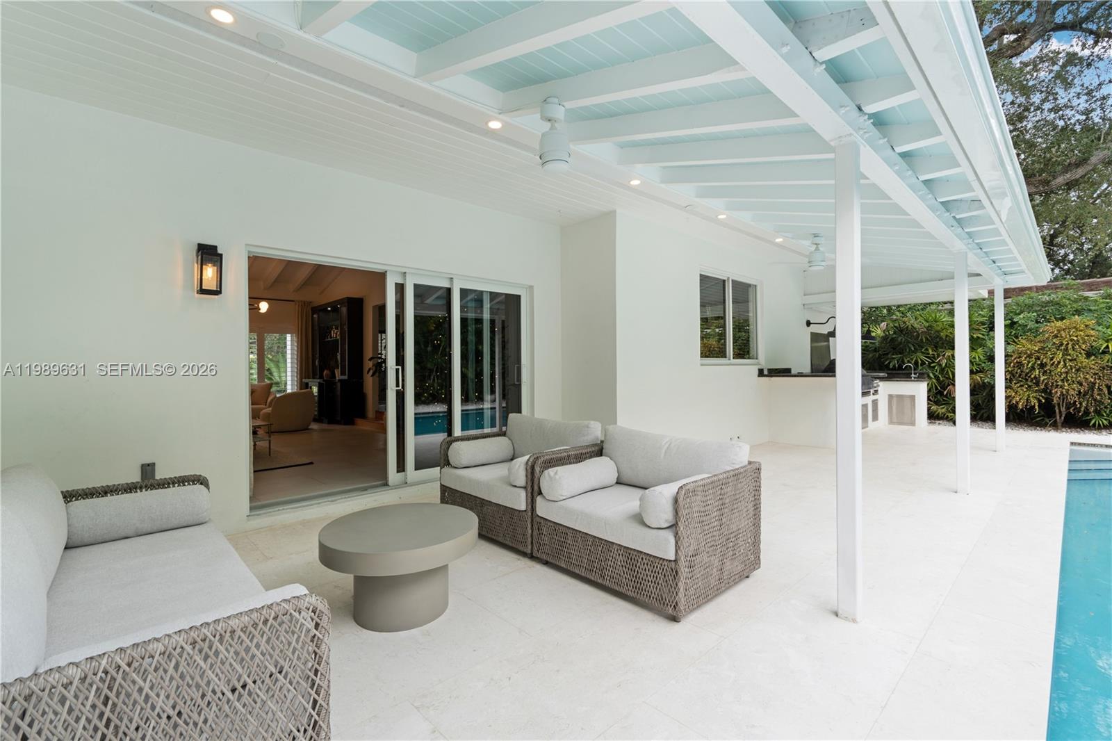CORAL GABLES RIVIERA SEC - Residential
