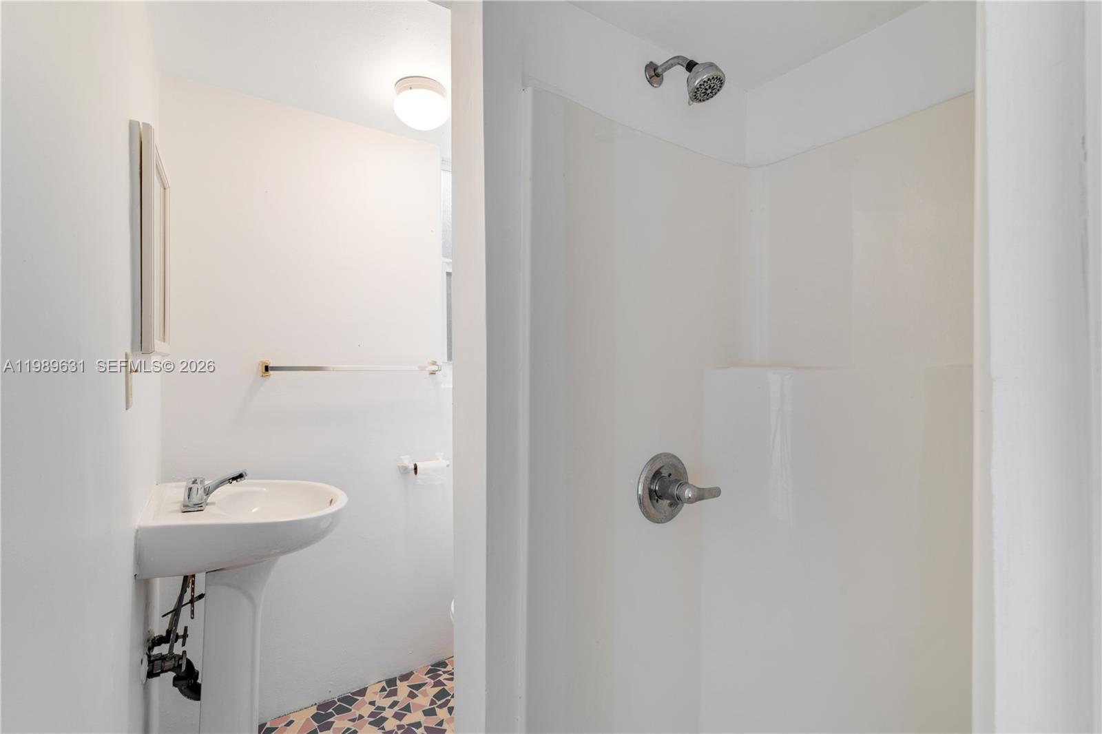 CORAL GABLES RIVIERA SEC - Residential