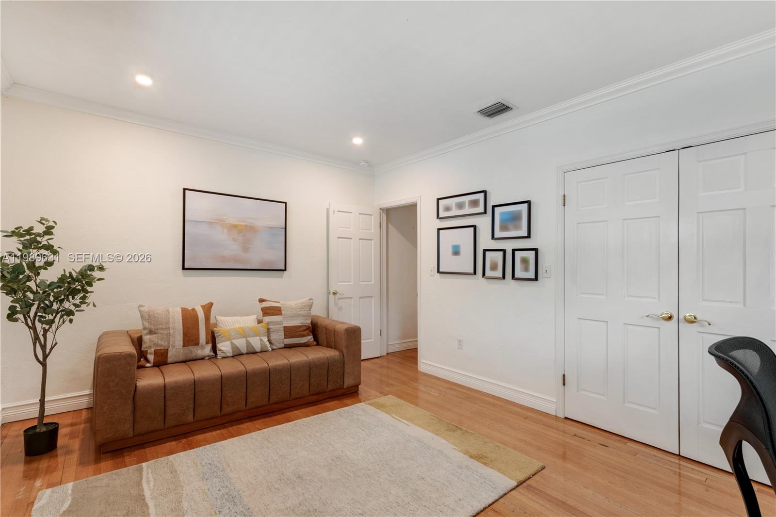 CORAL GABLES RIVIERA SEC - Residential
