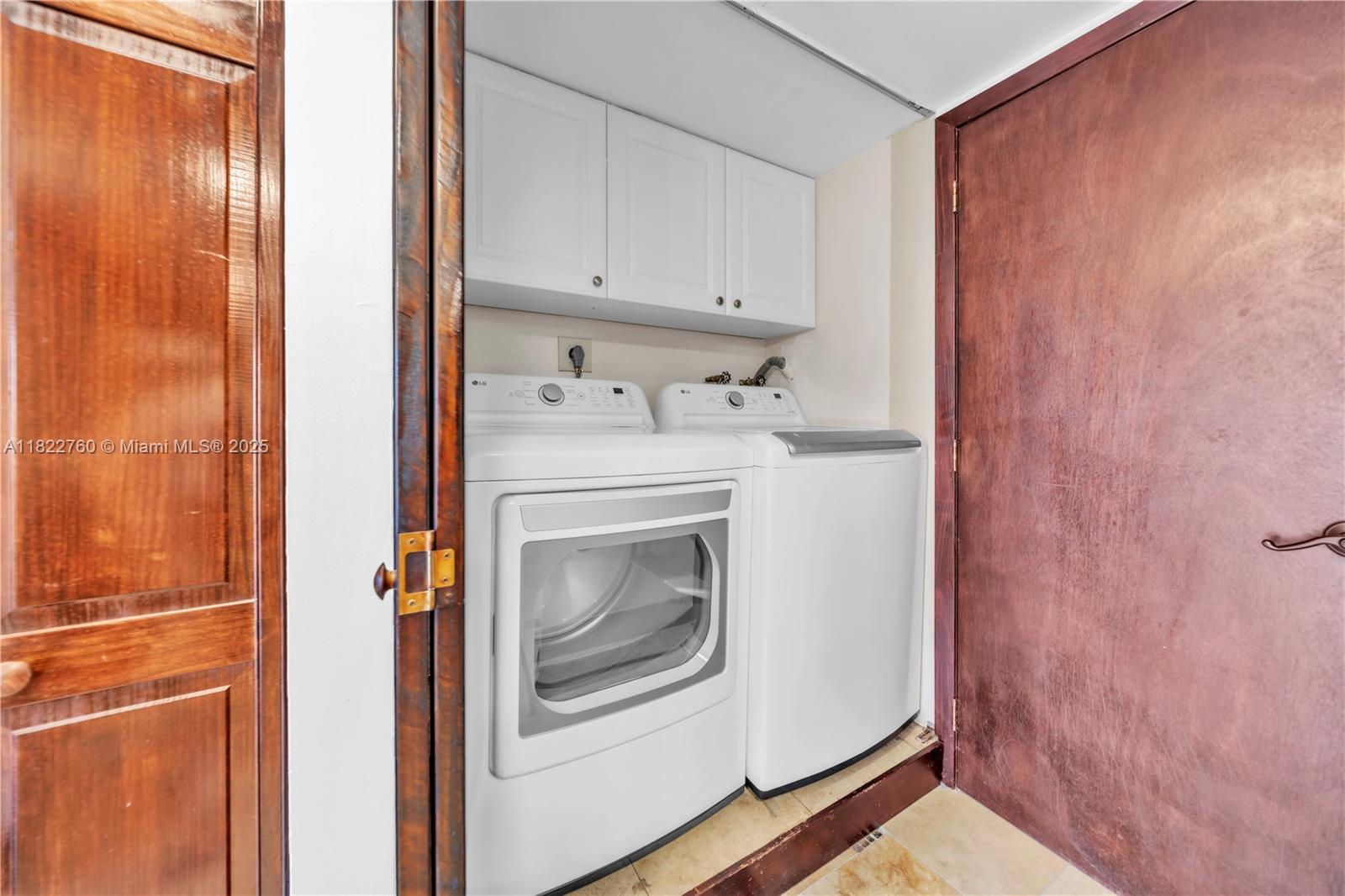 PELICAN LANDING CONDO - Residential Lease