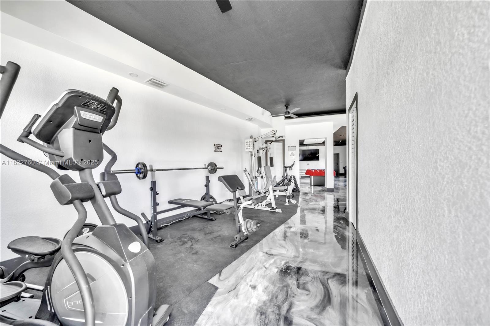 PELICAN LANDING CONDO - Residential Lease