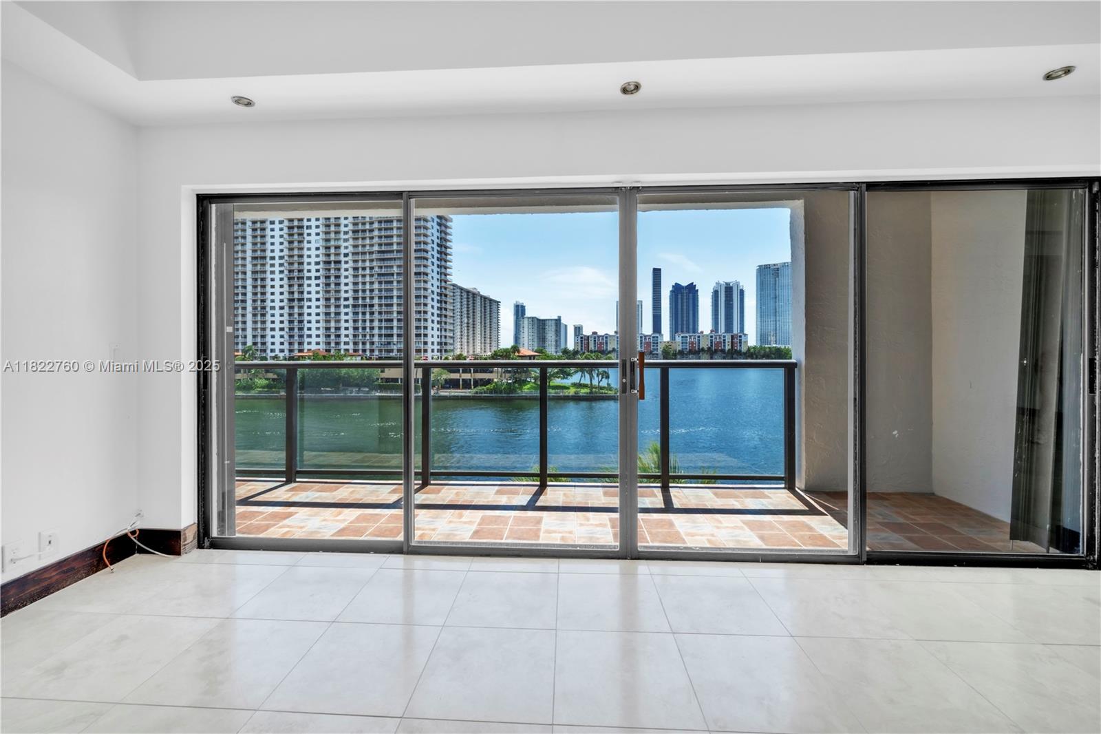 PELICAN LANDING CONDO - Residential Lease