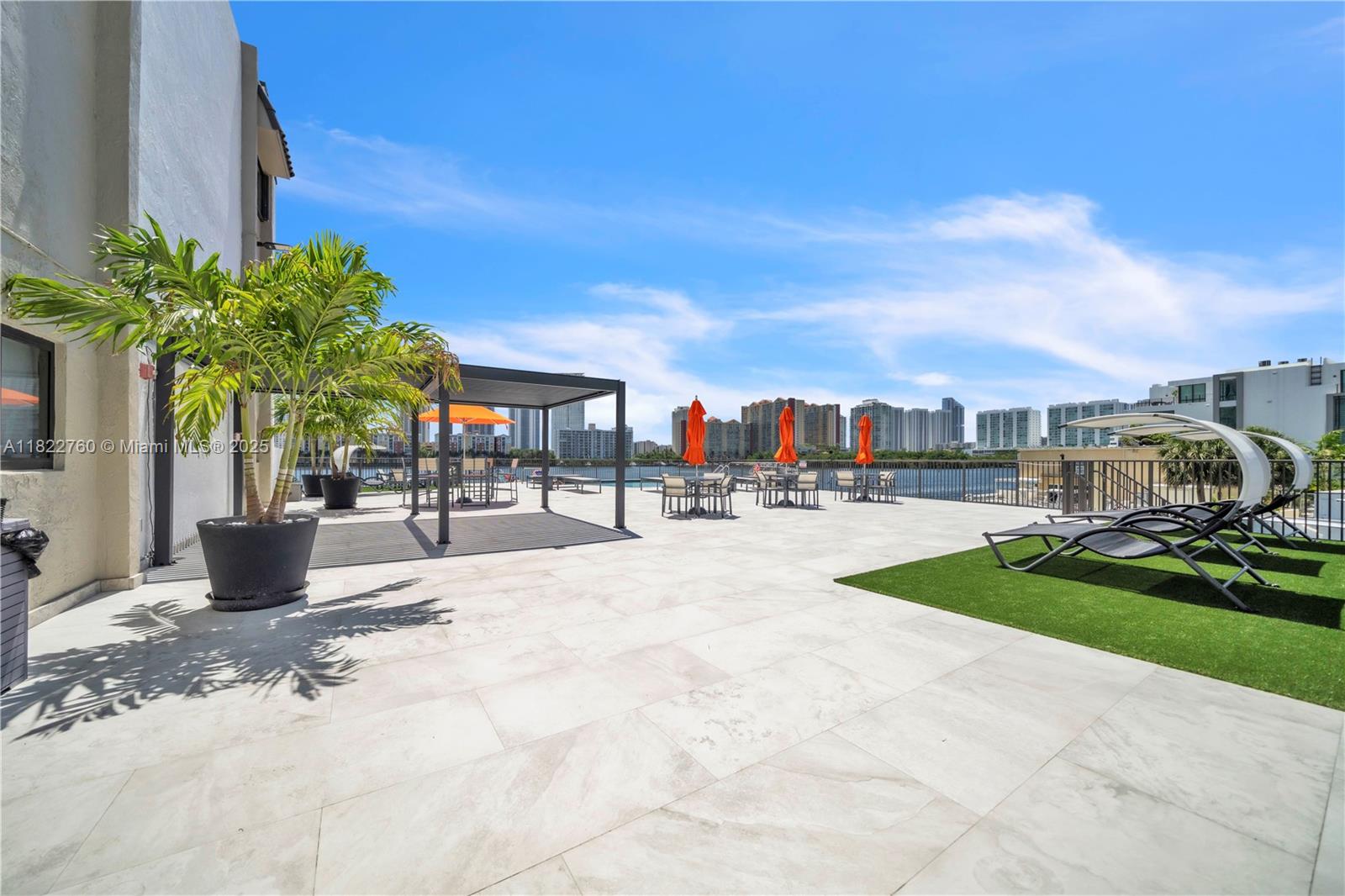 PELICAN LANDING CONDO - Residential Lease