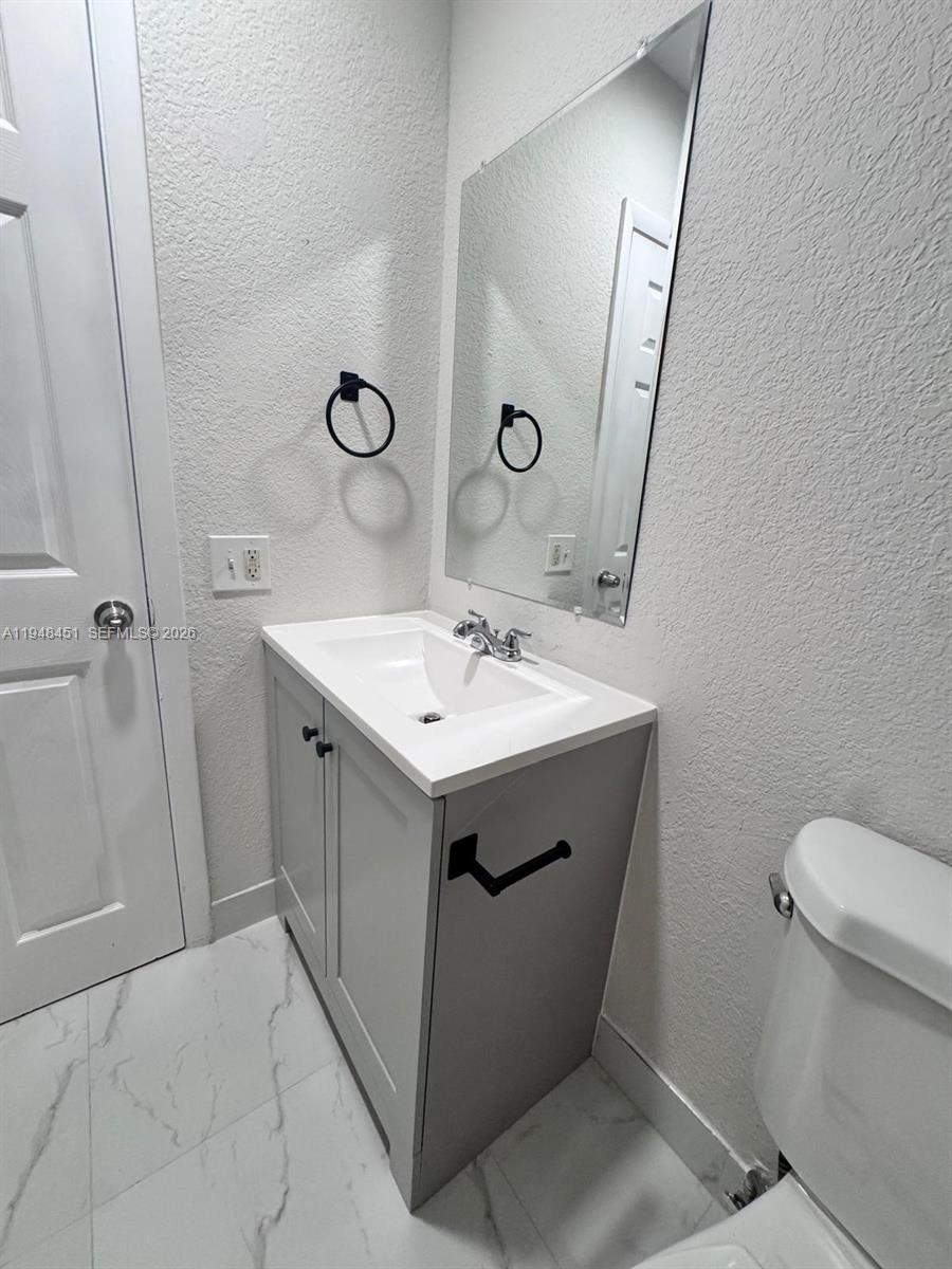 TOWNHOUSES OF PLANTATION - Residential