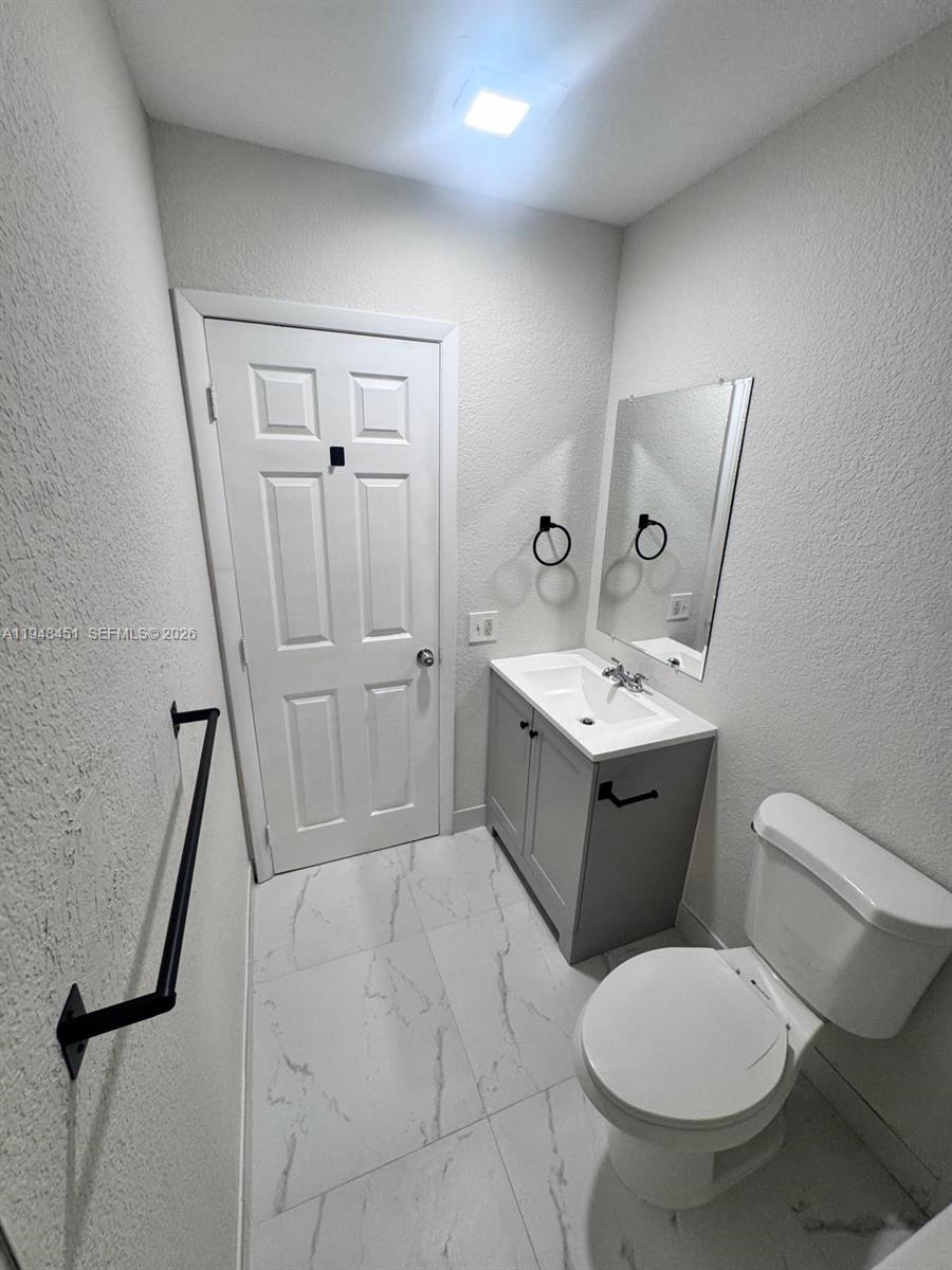 TOWNHOUSES OF PLANTATION - Residential