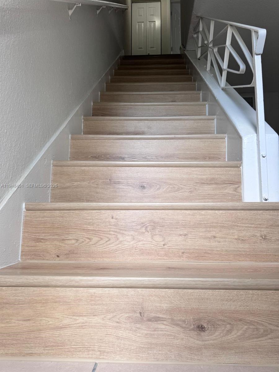 TOWNHOUSES OF PLANTATION - Residential