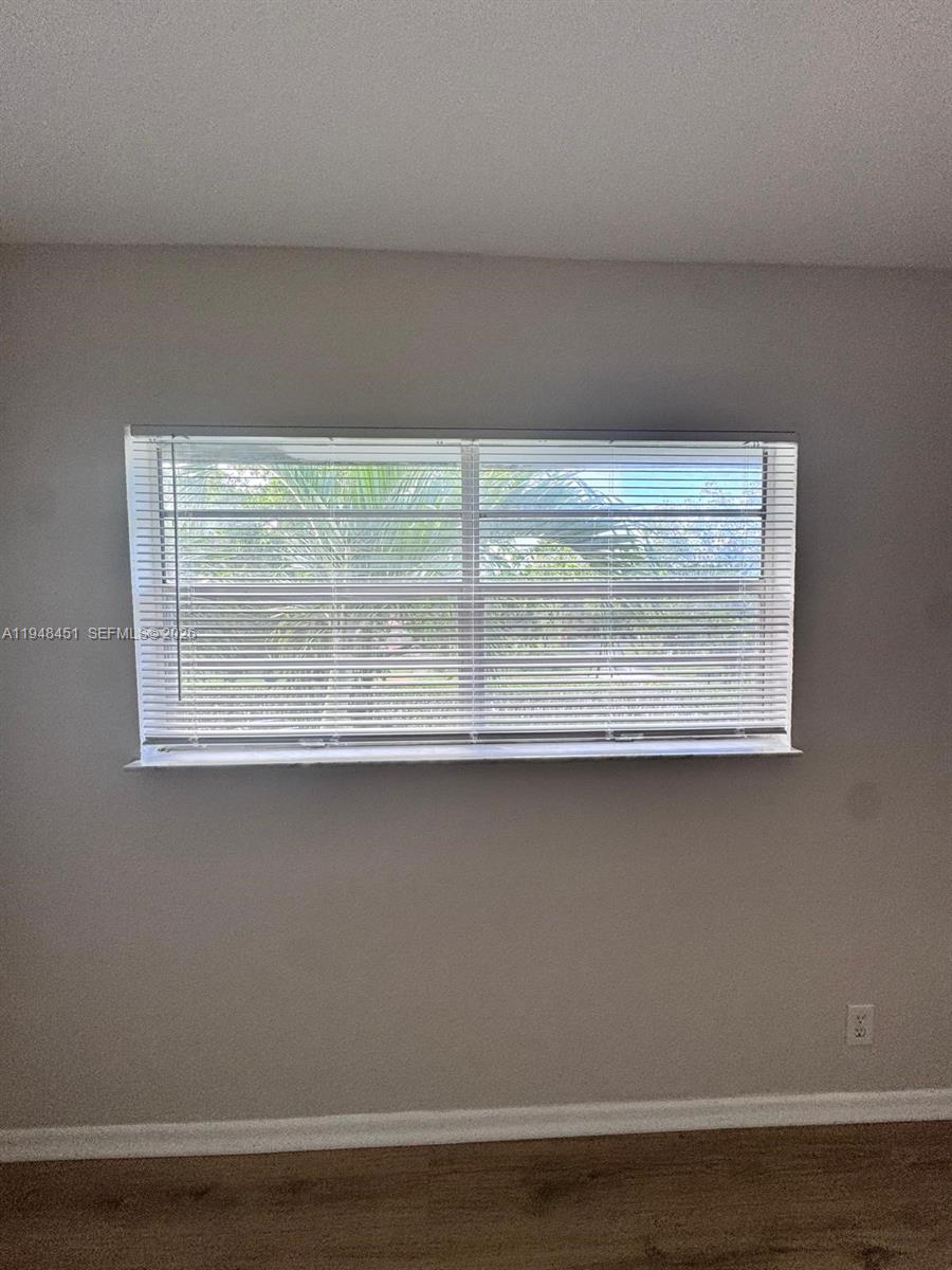 TOWNHOUSES OF PLANTATION - Residential