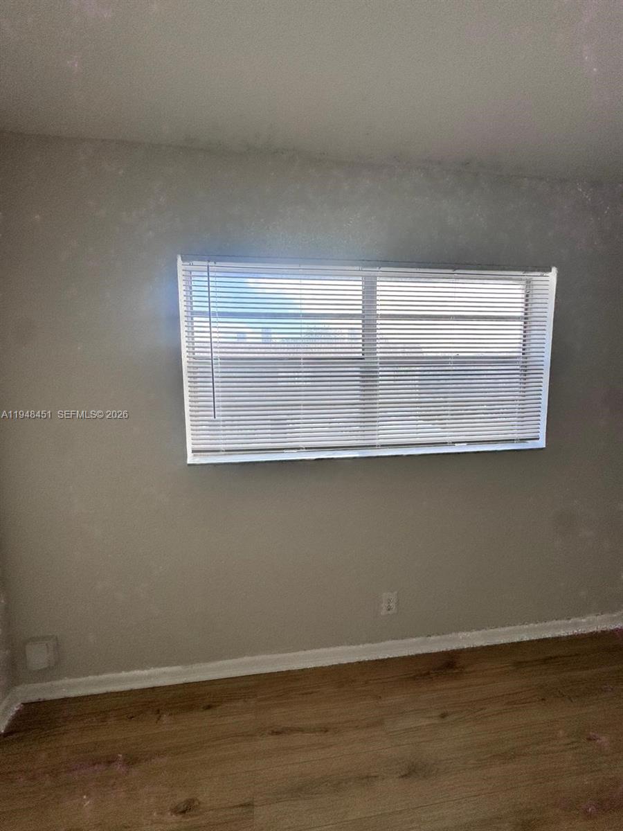 TOWNHOUSES OF PLANTATION - Residential