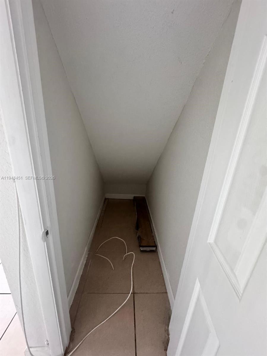 TOWNHOUSES OF PLANTATION - Residential