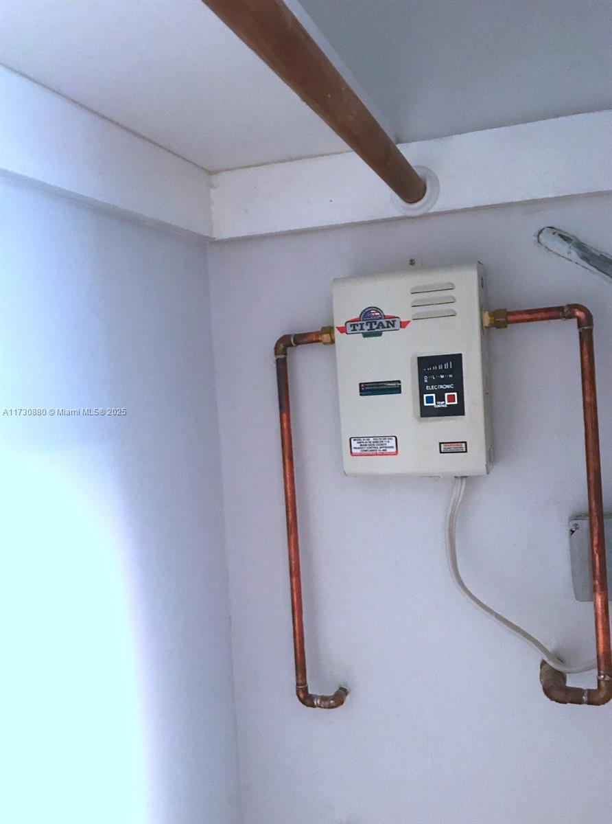 HARBOR VIEW APTS CONDO - Residential