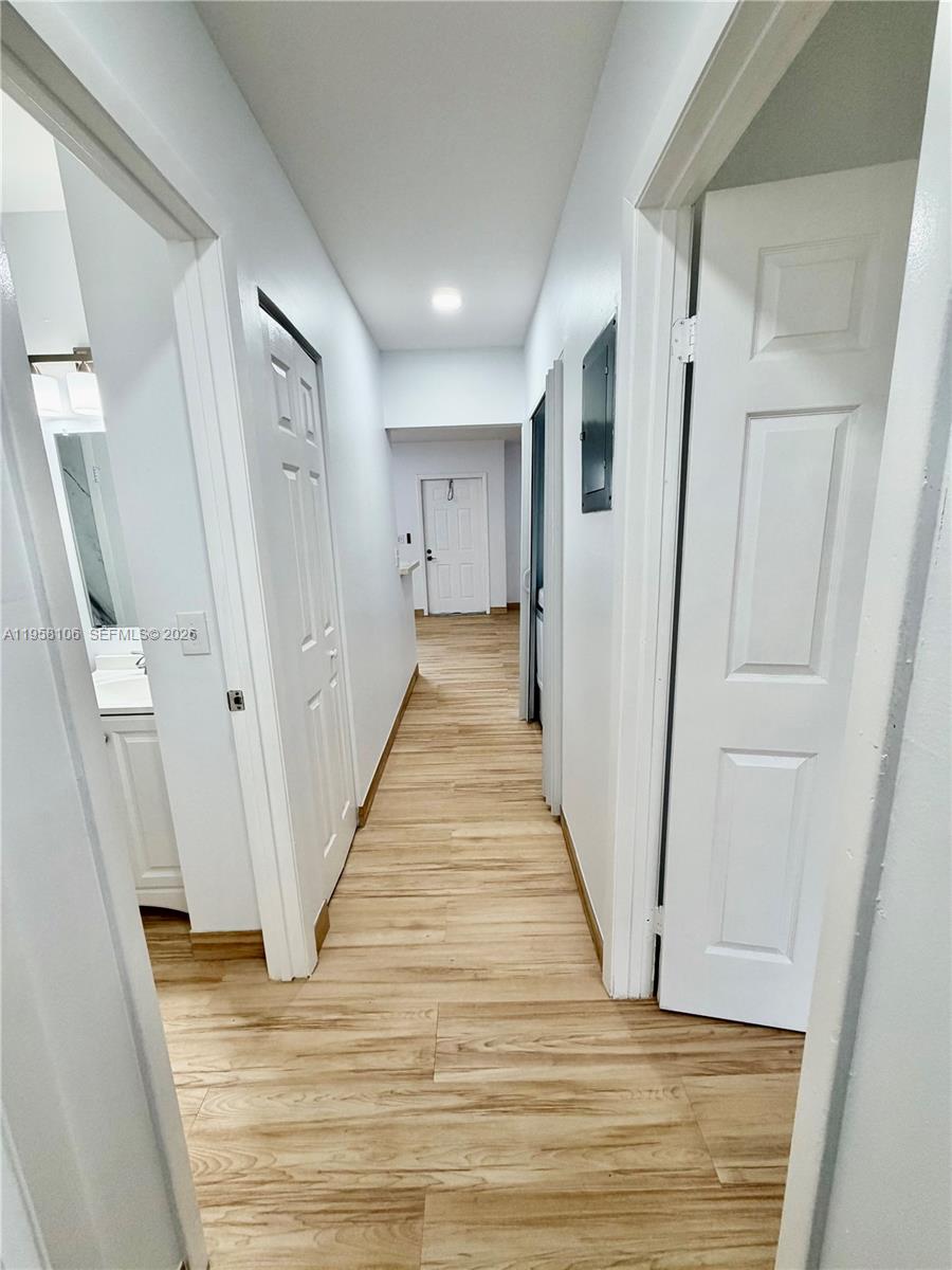 COUNTRY PARK CONDO - Residential