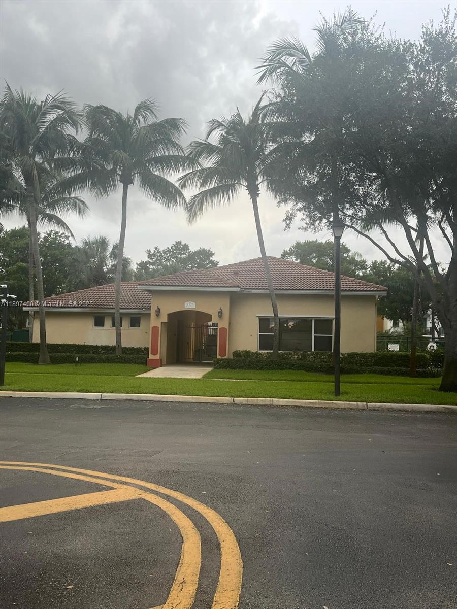 VILLAS OF PALOMINO CONDO - Residential Lease