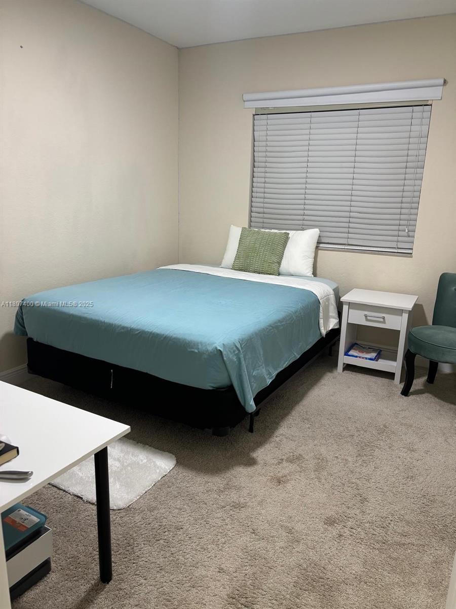 VILLAS OF PALOMINO CONDO - Residential Lease