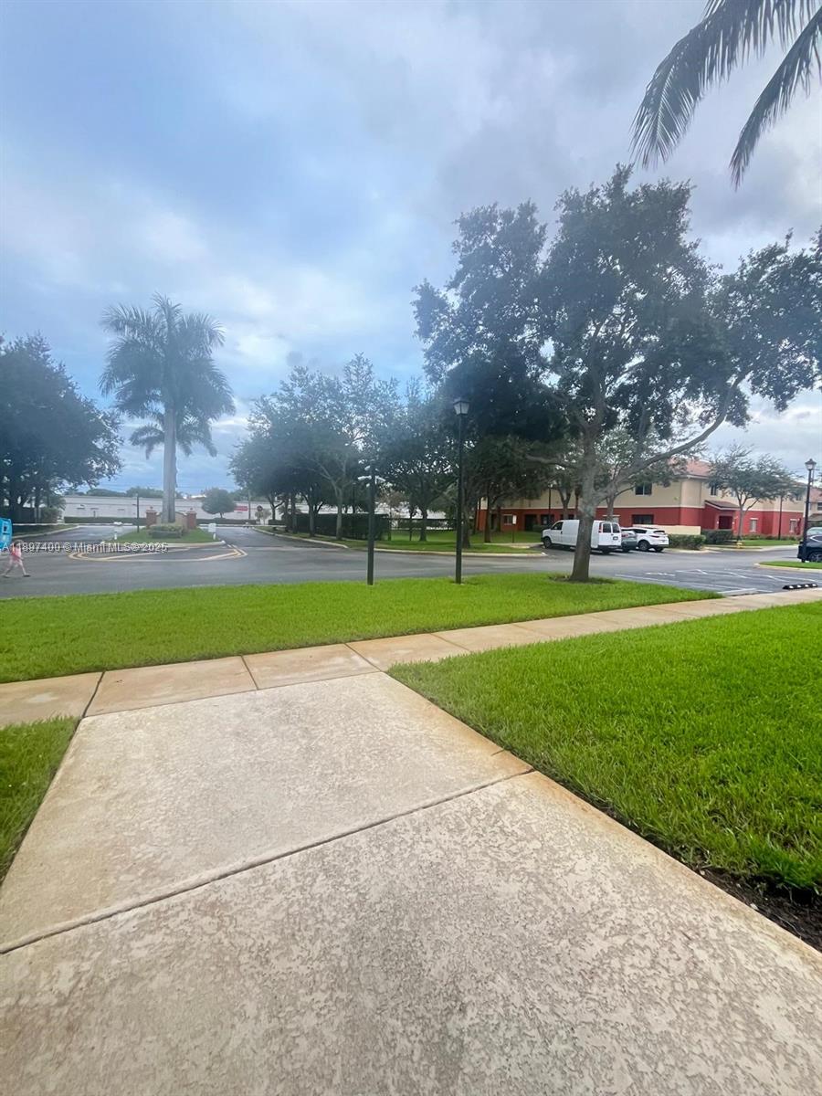 VILLAS OF PALOMINO CONDO - Residential Lease