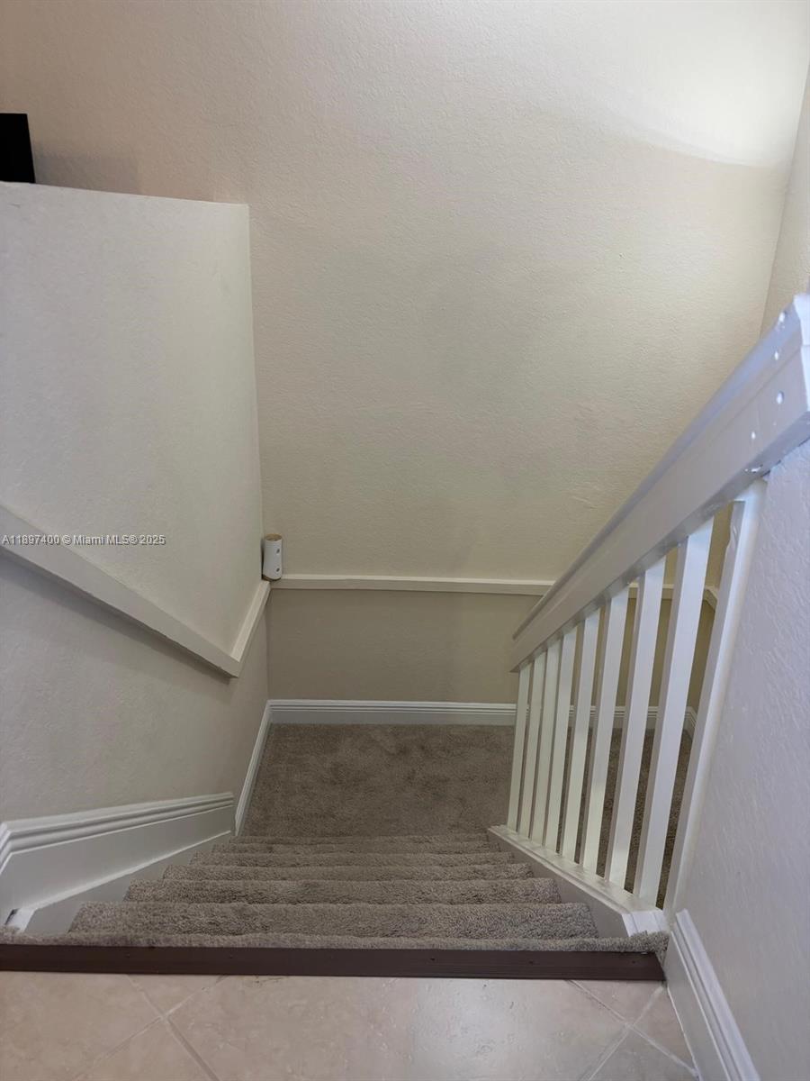 VILLAS OF PALOMINO CONDO - Residential Lease