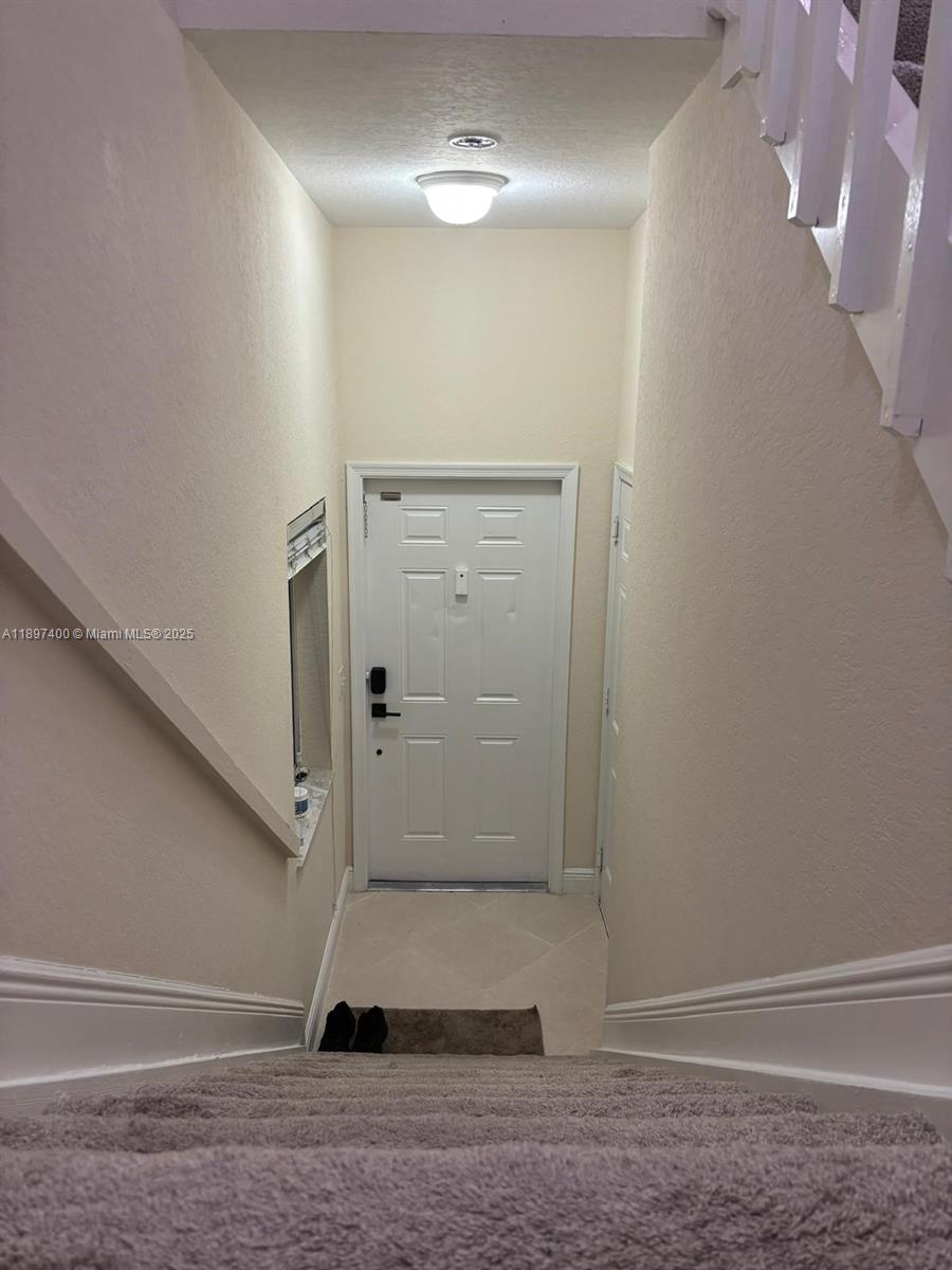 VILLAS OF PALOMINO CONDO - Residential Lease