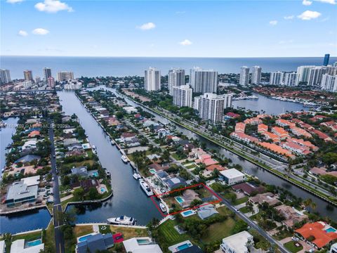 496 Holiday Dr Hallandale Beach FL 33009