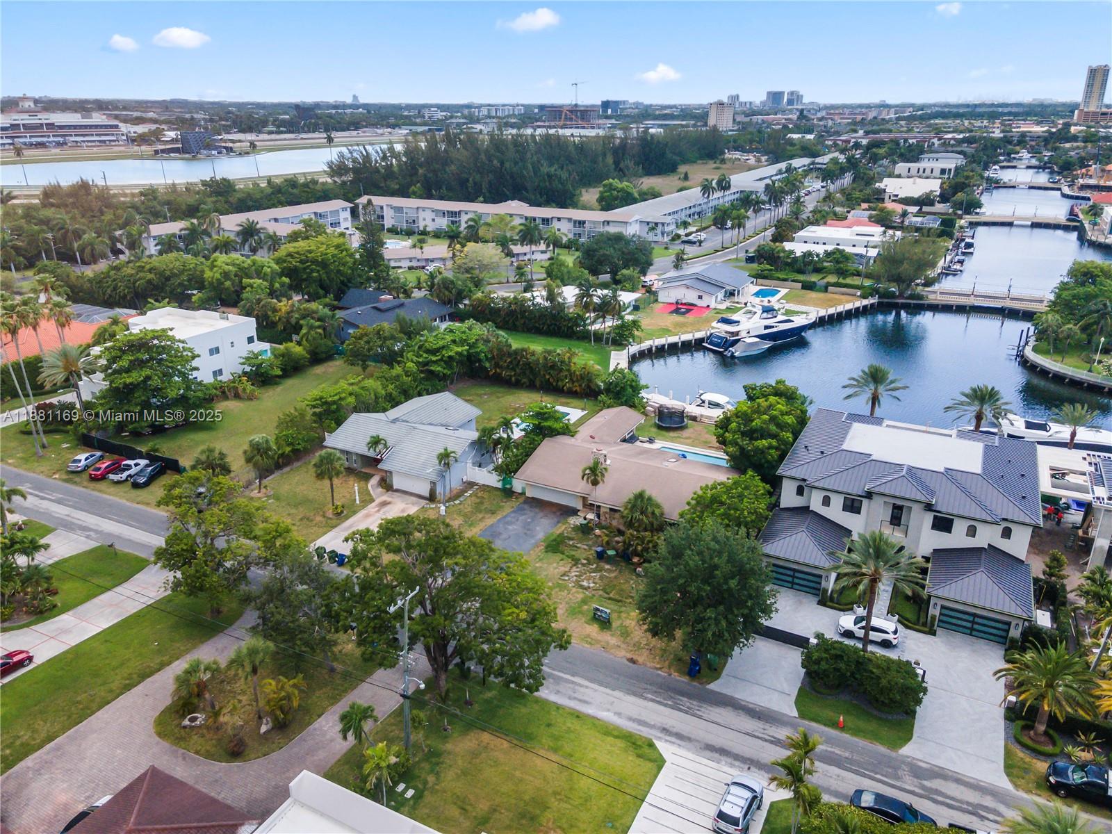 GOLDEN ISLES SEC D REPLAT - Residential