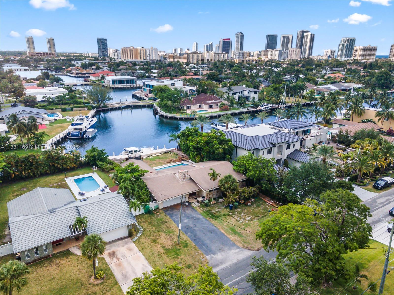 GOLDEN ISLES SEC D REPLAT - Residential