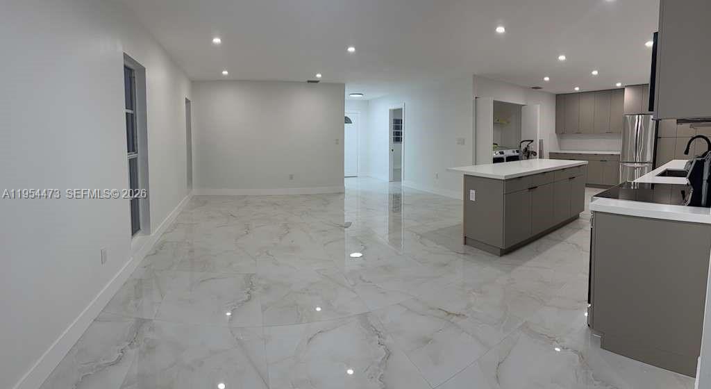 GRAND CANAL HOMES CONDO N - Residential