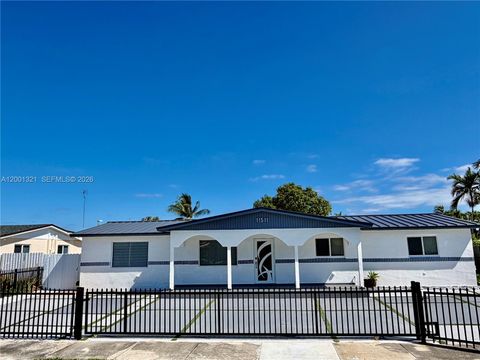 Photo of 11511 SW 180th St, Miami, FL 33157 (MLS # A12001321)