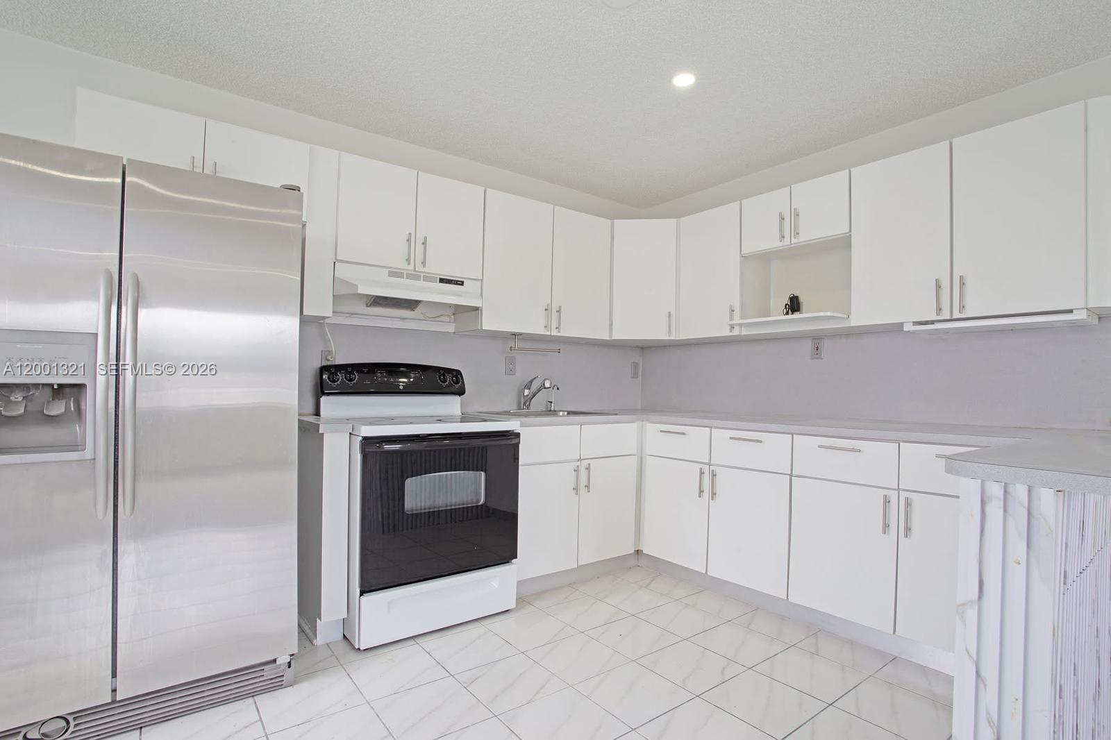 S MIAMI HEIGHTS ADDN C - Residential