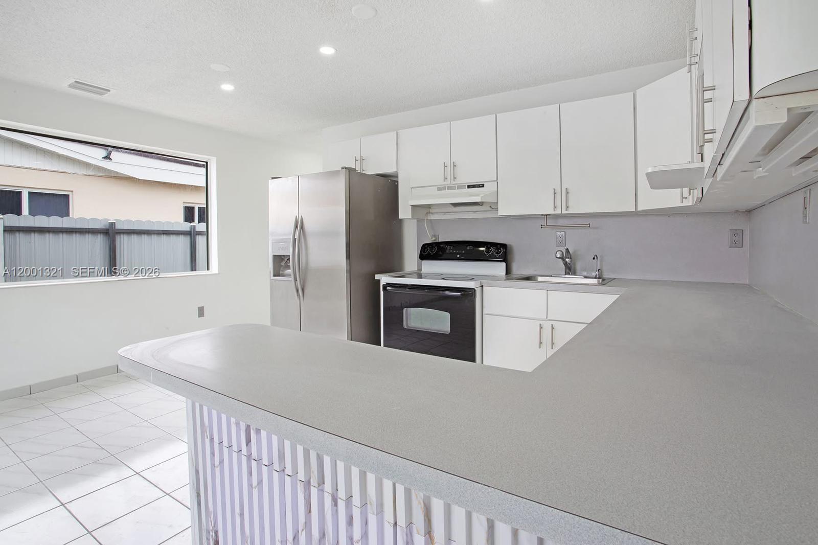 S MIAMI HEIGHTS ADDN C - Residential