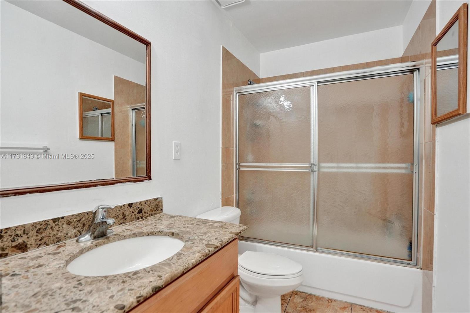HAMPTONS OF NORTH LAUDERD - Residential