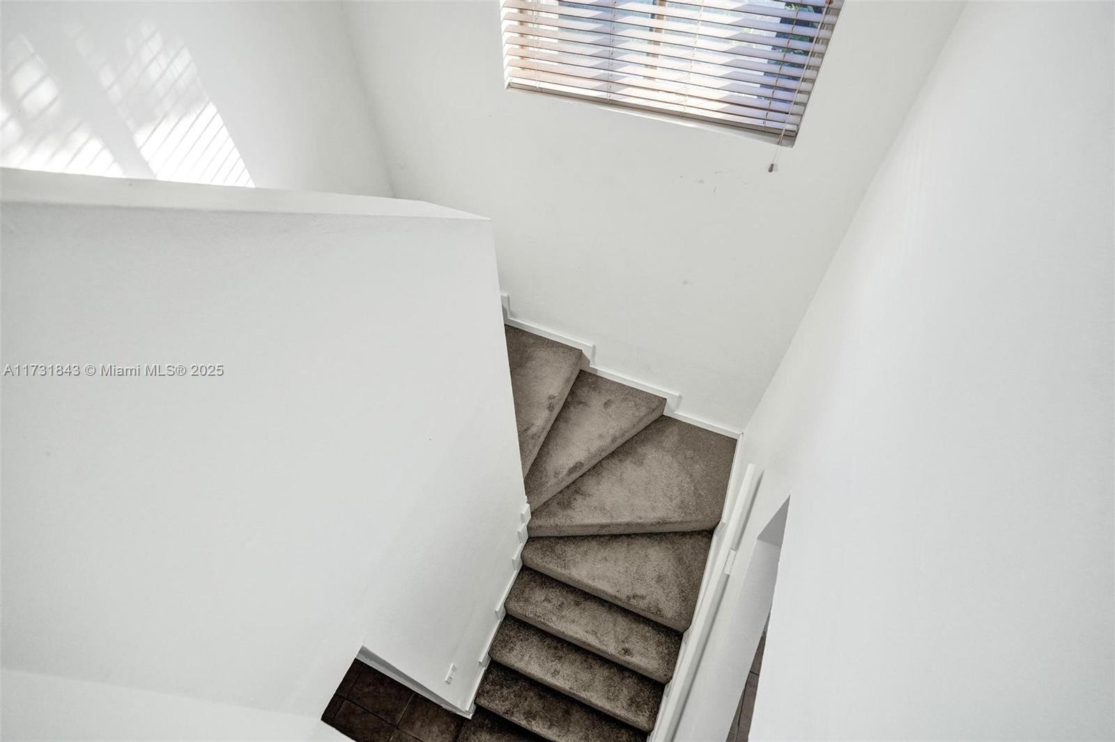 HAMPTONS OF NORTH LAUDERD - Residential