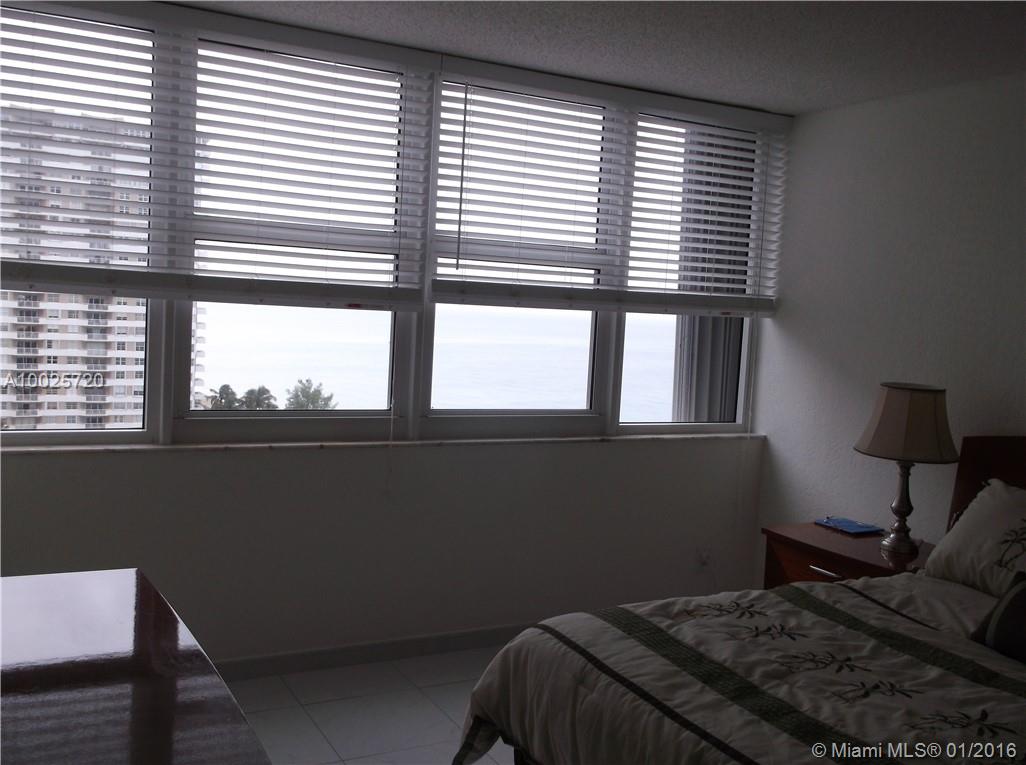 Parker Plaza - Residential Lease