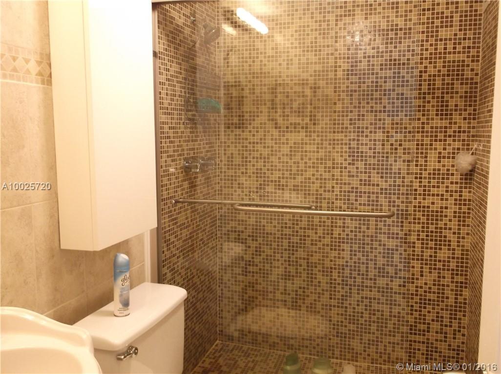 Parker Plaza - Residential Lease