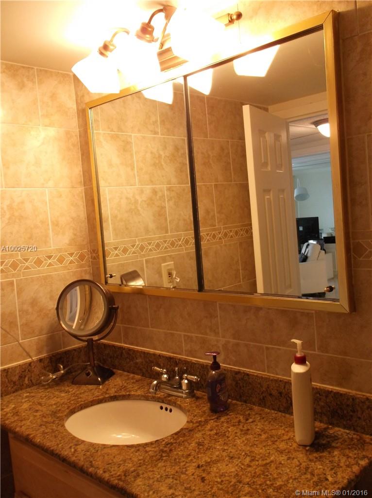Parker Plaza - Residential Lease