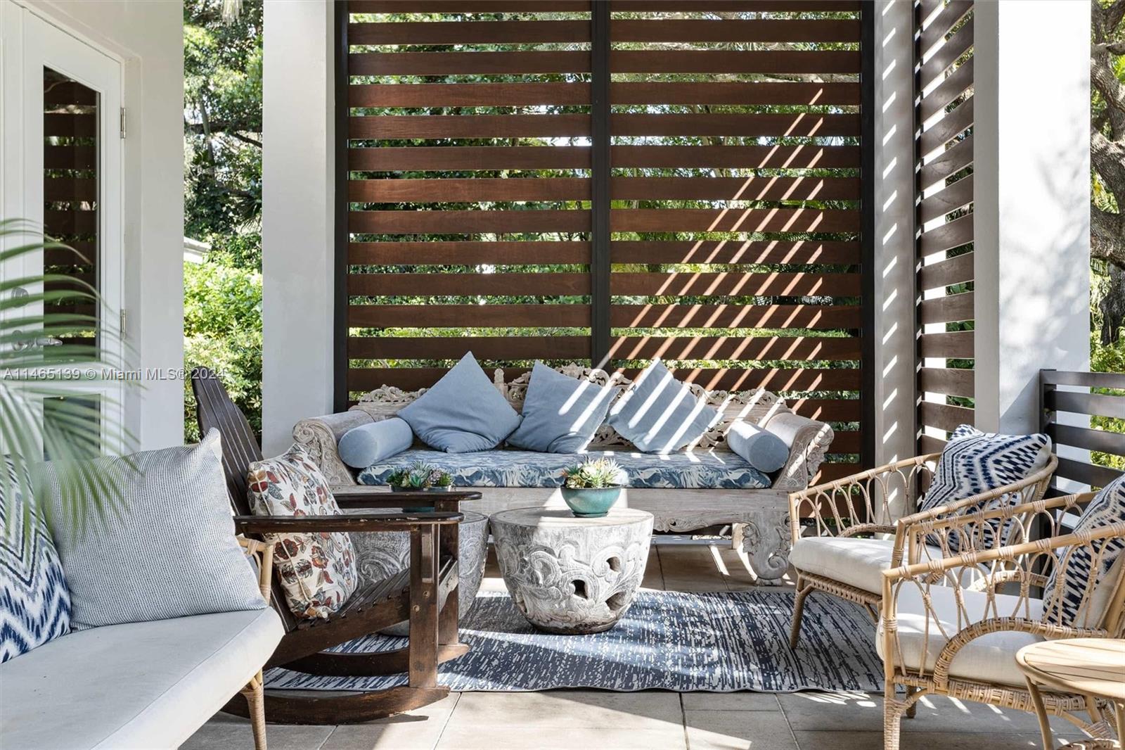 HELMS COUNTRY ESTATES RE- - Residential