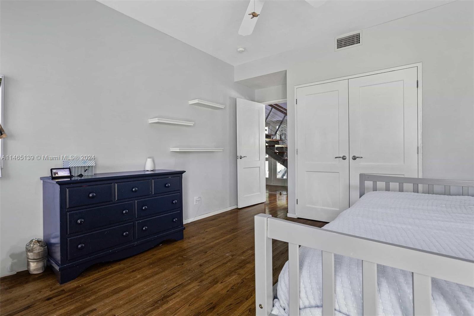 HELMS COUNTRY ESTATES RE- - Residential