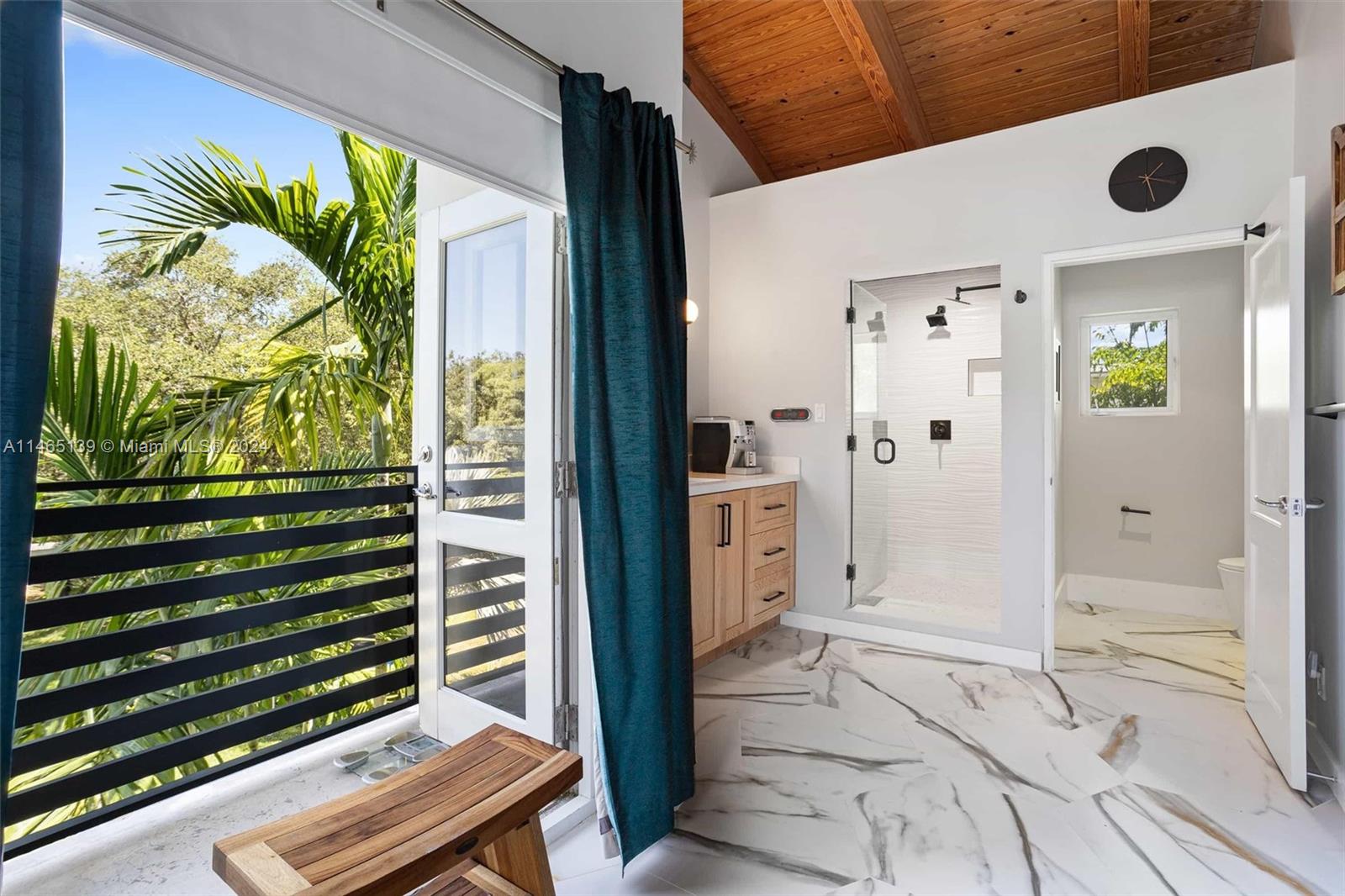 HELMS COUNTRY ESTATES RE- - Residential