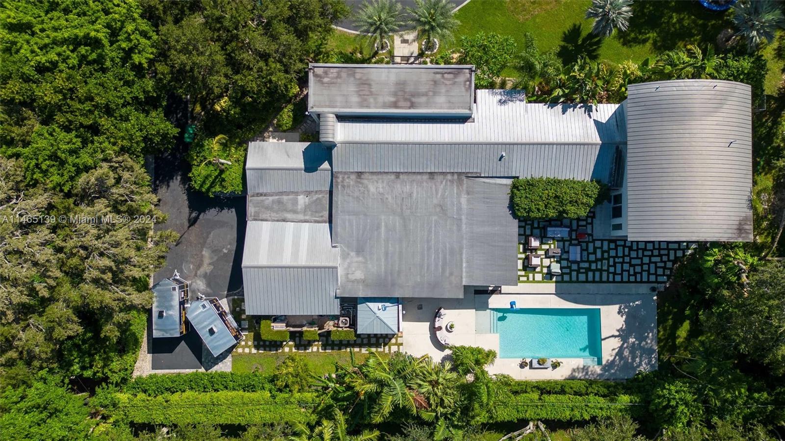 HELMS COUNTRY ESTATES RE- - Residential