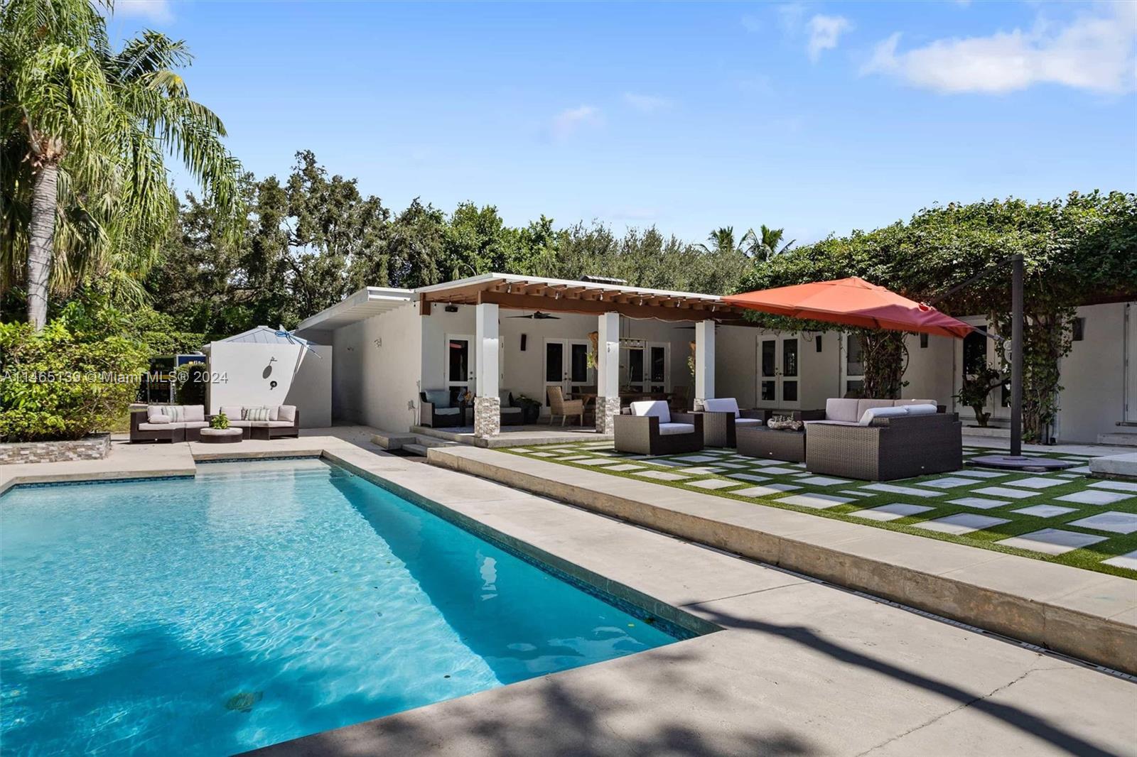 HELMS COUNTRY ESTATES RE- - Residential