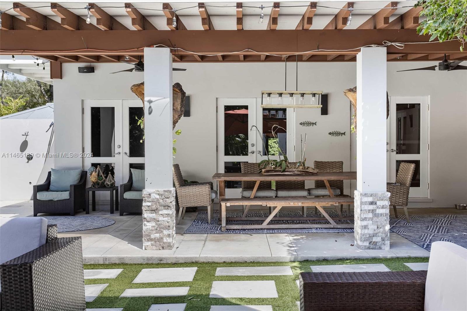 HELMS COUNTRY ESTATES RE- - Residential