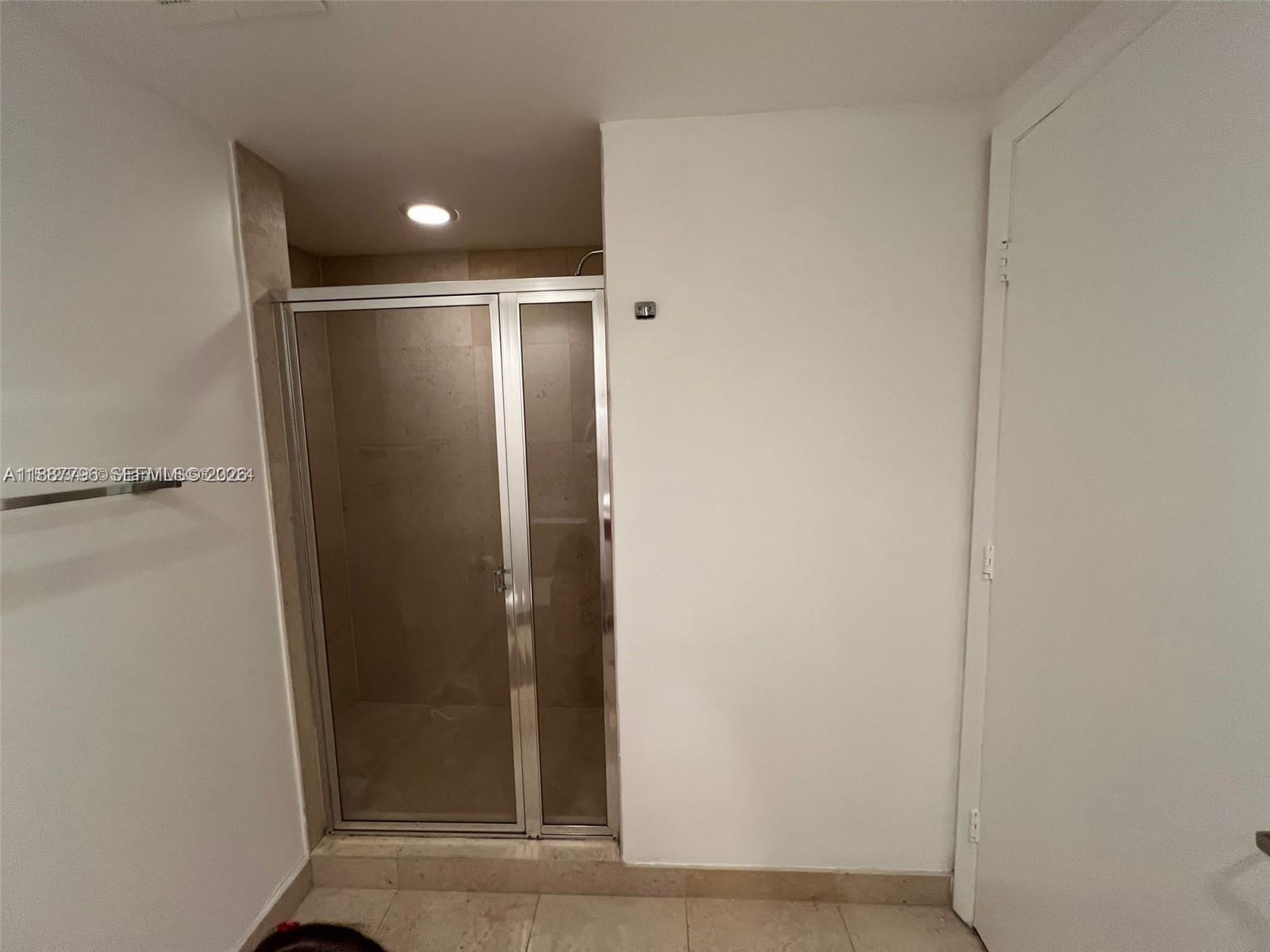 ICONBRICKELL CONDO NO 1 - Residential