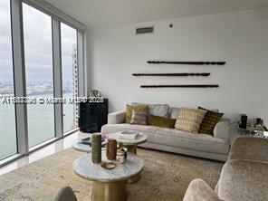 ICONBRICKELL CONDO NO 1 - Residential