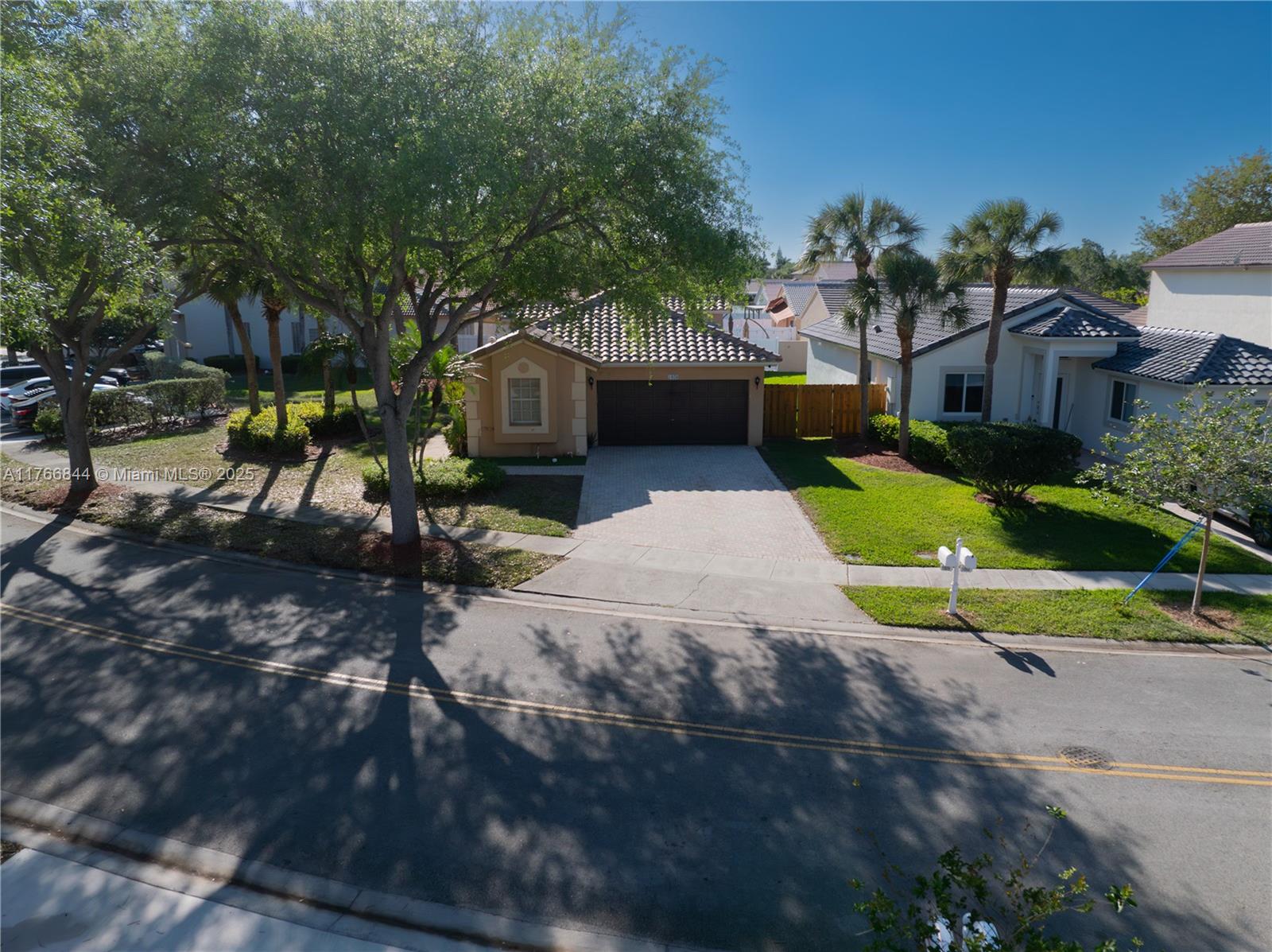 LAKES OF WESTERN PINES RE - Residential