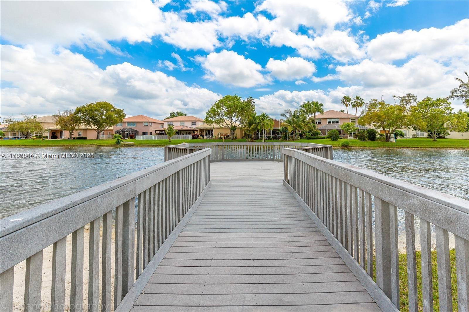 LAKES OF WESTERN PINES RE - Residential