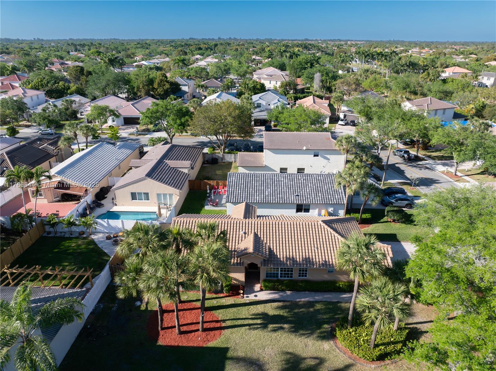 LAKES OF WESTERN PINES RE - Residential