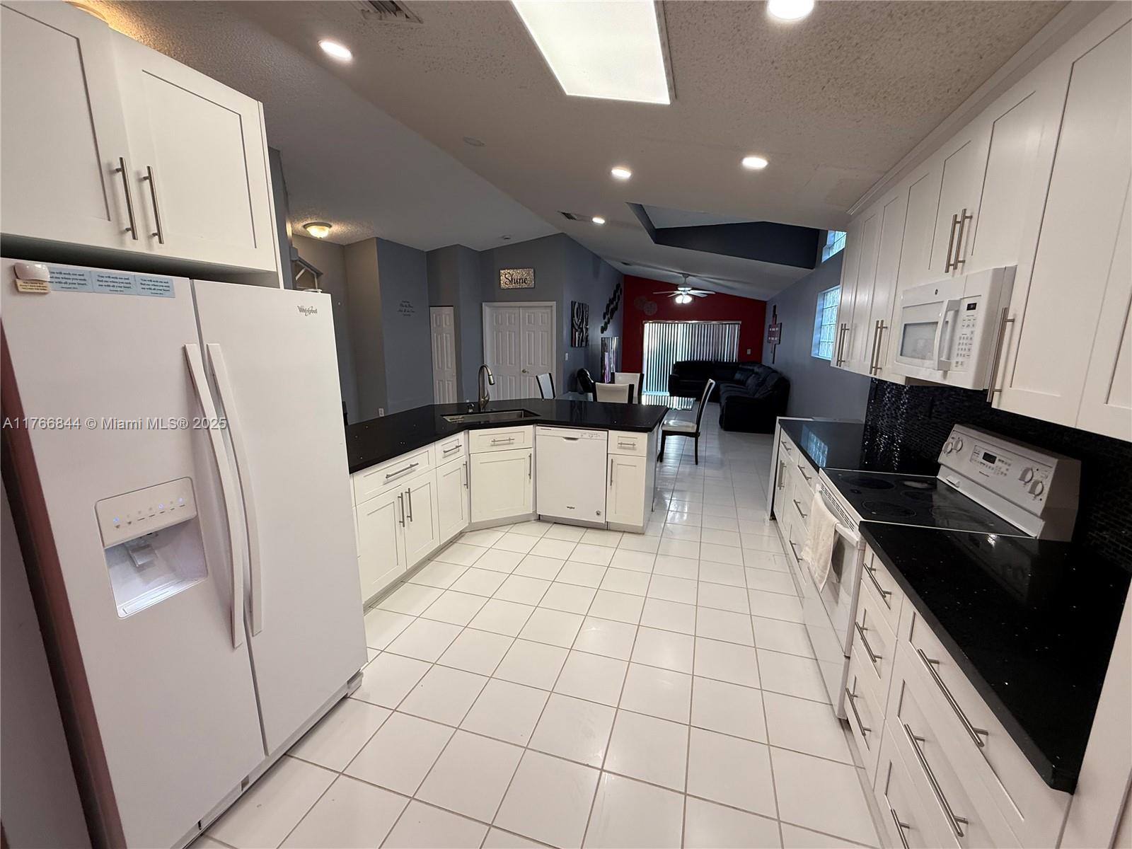 LAKES OF WESTERN PINES RE - Residential