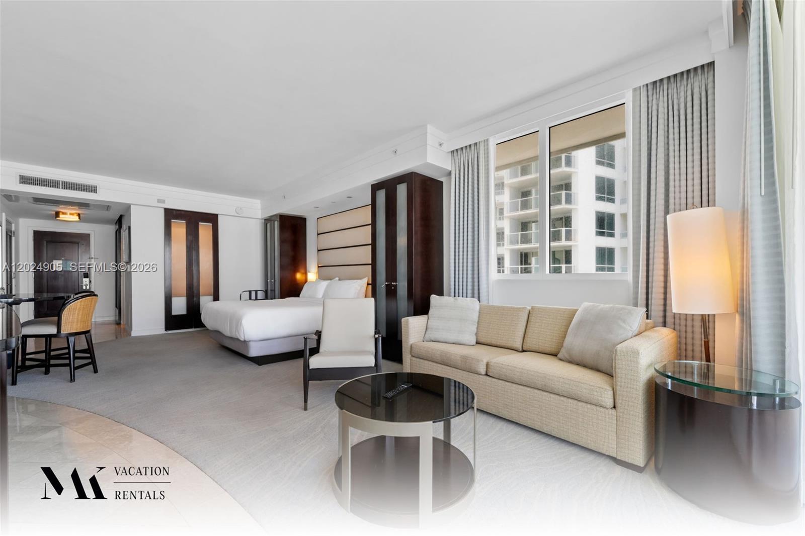 FONTAINEBLEAU III OCEAN C - Residential