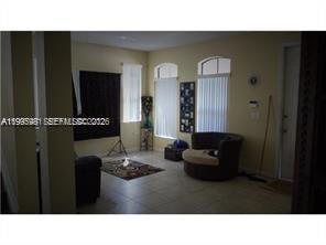 SILVER PALM EAST SECTION - Residential Lease